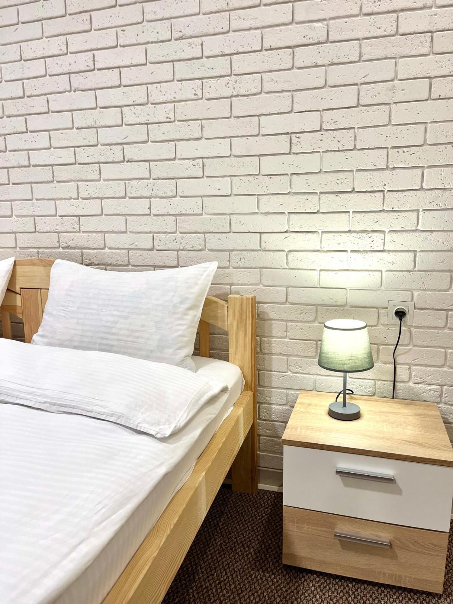 Park Hotel Umań Zewnętrze zdjęcie