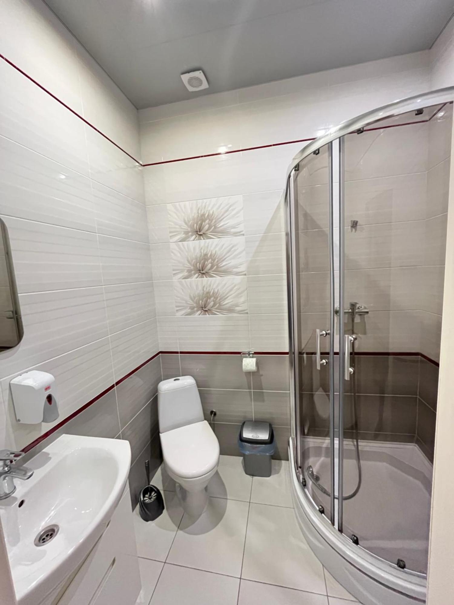 Park Hotel Umań Zewnętrze zdjęcie