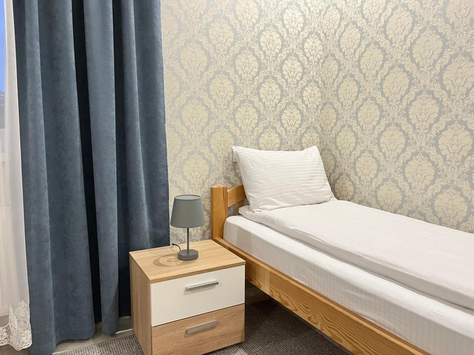Park Hotel Umań Zewnętrze zdjęcie