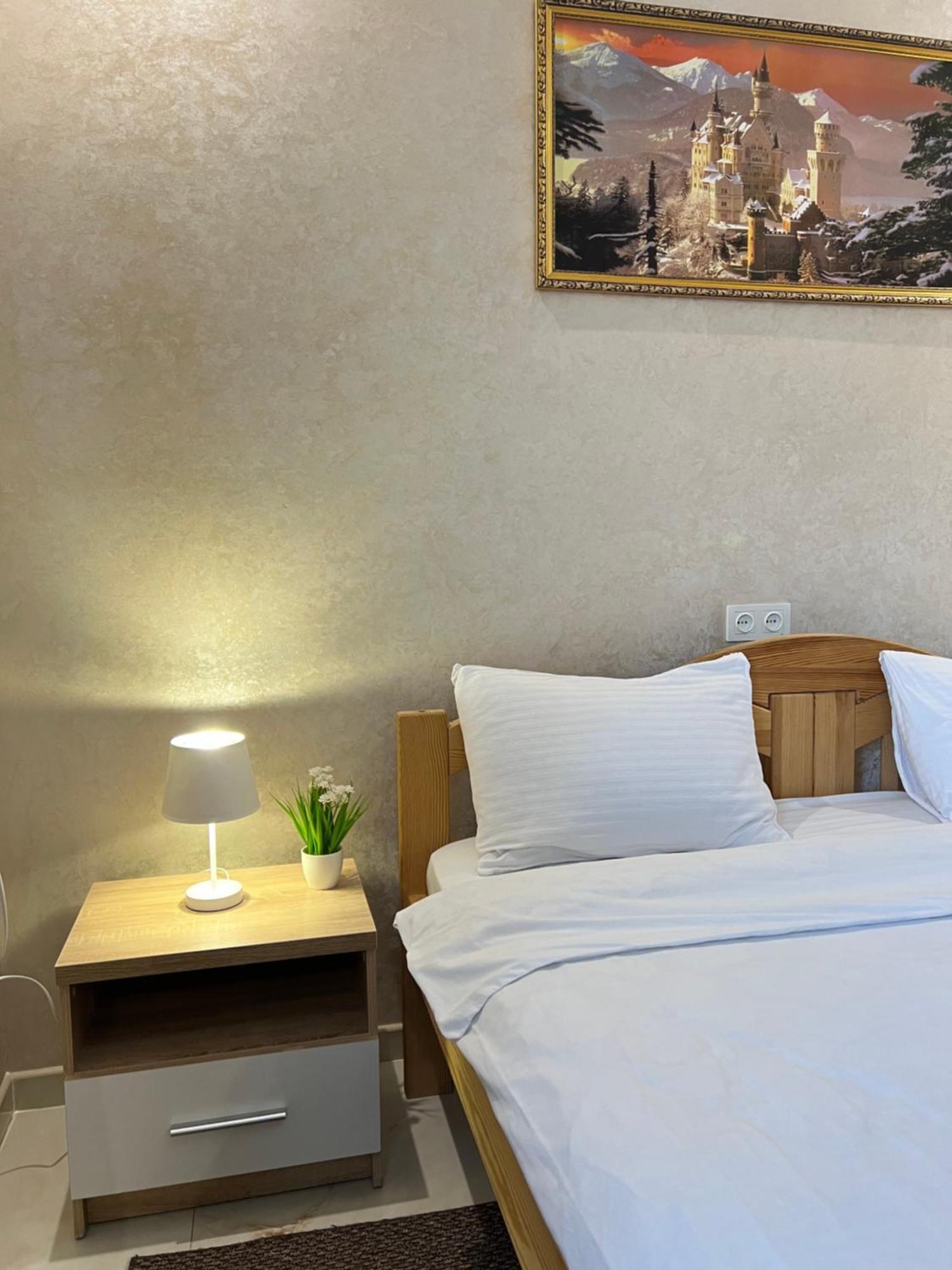 Park Hotel Umań Zewnętrze zdjęcie